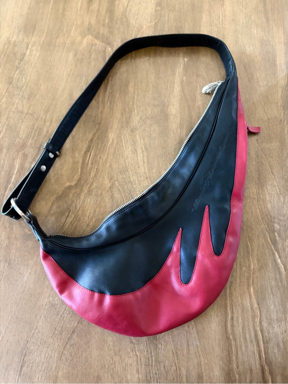 Harley-Davidson Black and Red Crescent Shoulder Bag